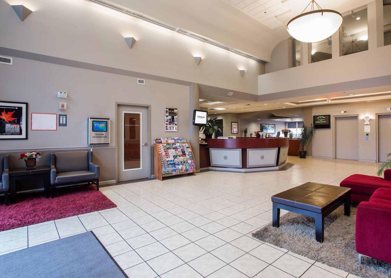 Sandman Hotel Victoria Exterior photo